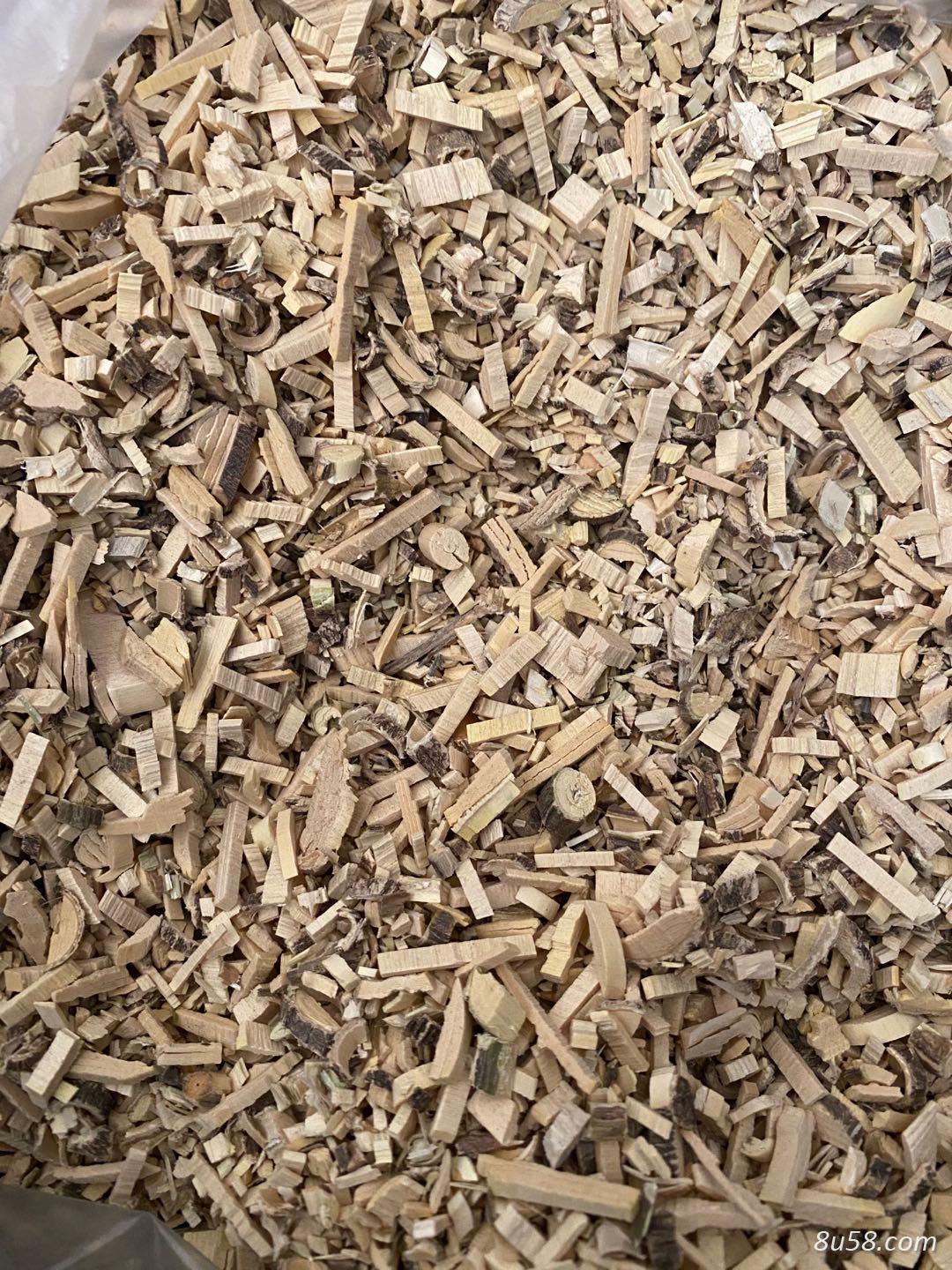 2000斤鬼箭羽低价抛售