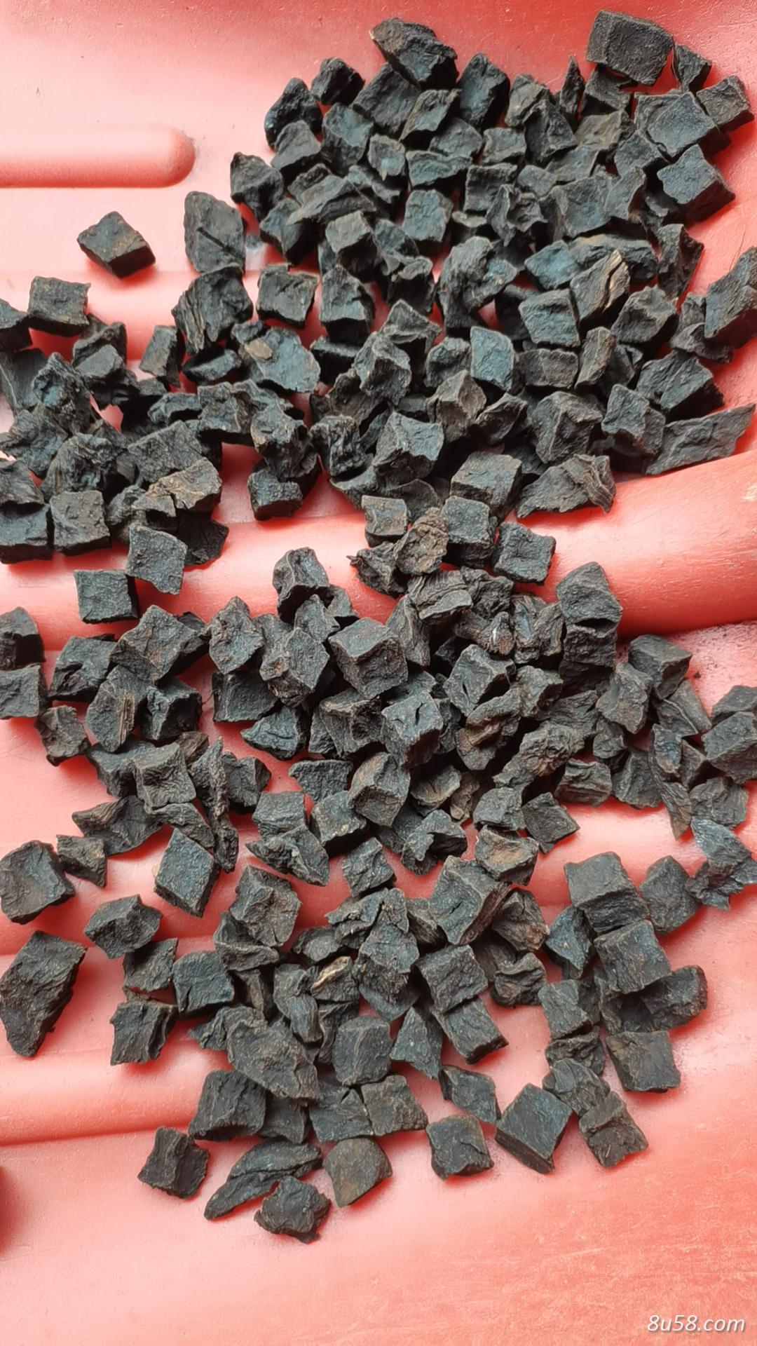 制何首乌丁,制何首乌,制何首乌片各种规格大货,生片,生丁,制片,制丁 制何首乌丁,制何首乌,制何首乌片各种规格大货,生片,生丁,制片,制丁
