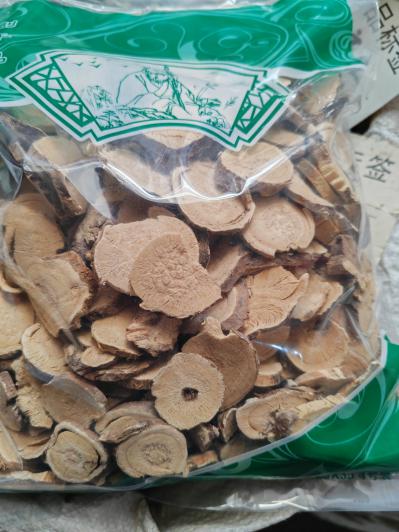 大量批发药材常年有货 处方抓药按方抓药苦参多少钱？我想买苦参