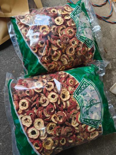 山楂真的能降三高吗？山楂是不是药食同源中药材？山楂有哪些搭配？ ‌